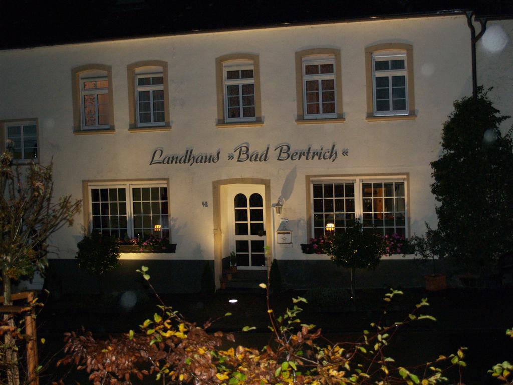 Landhaus Bad Bertrich Eksteriør bilde